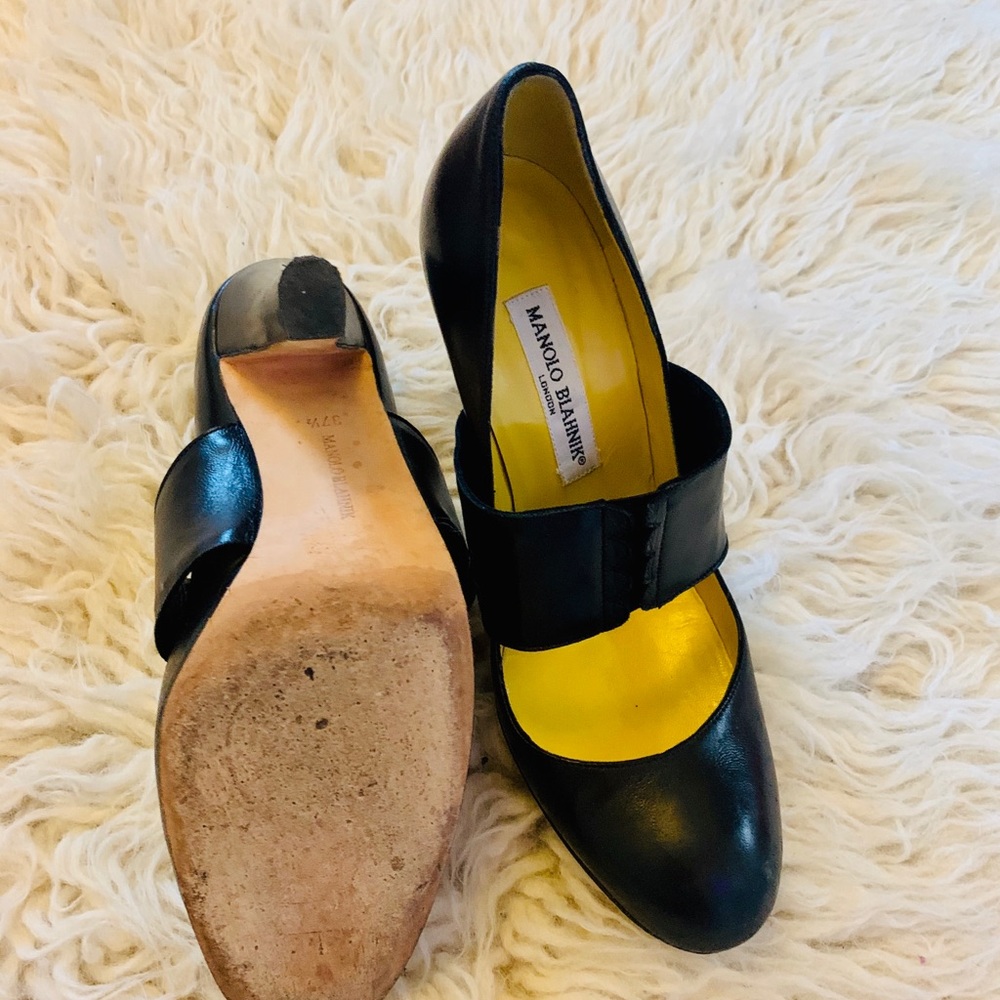 Manolo Blahnik - Picture 3 of 3